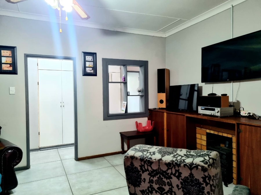 3 Bedroom Property for Sale in Hadison Park Northern Cape